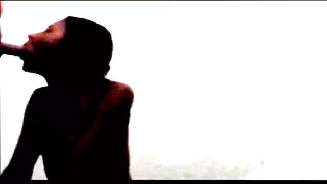 imagem de Novinha diz que vai pra escola e veio me dar.