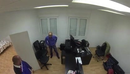 imagem de Ele é fodido como pagamento por um reparo