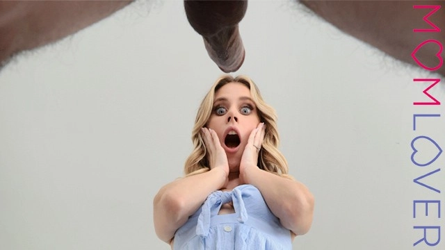 imagem de Cumslut MILF Anya Olsen diz ao enteado para 